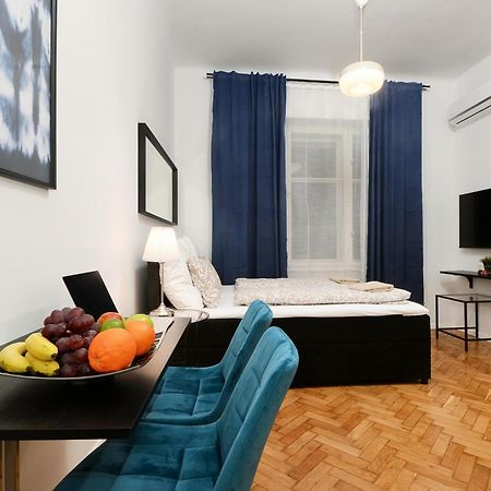 Boutique Central Apartments R611 Будапеща Екстериор снимка